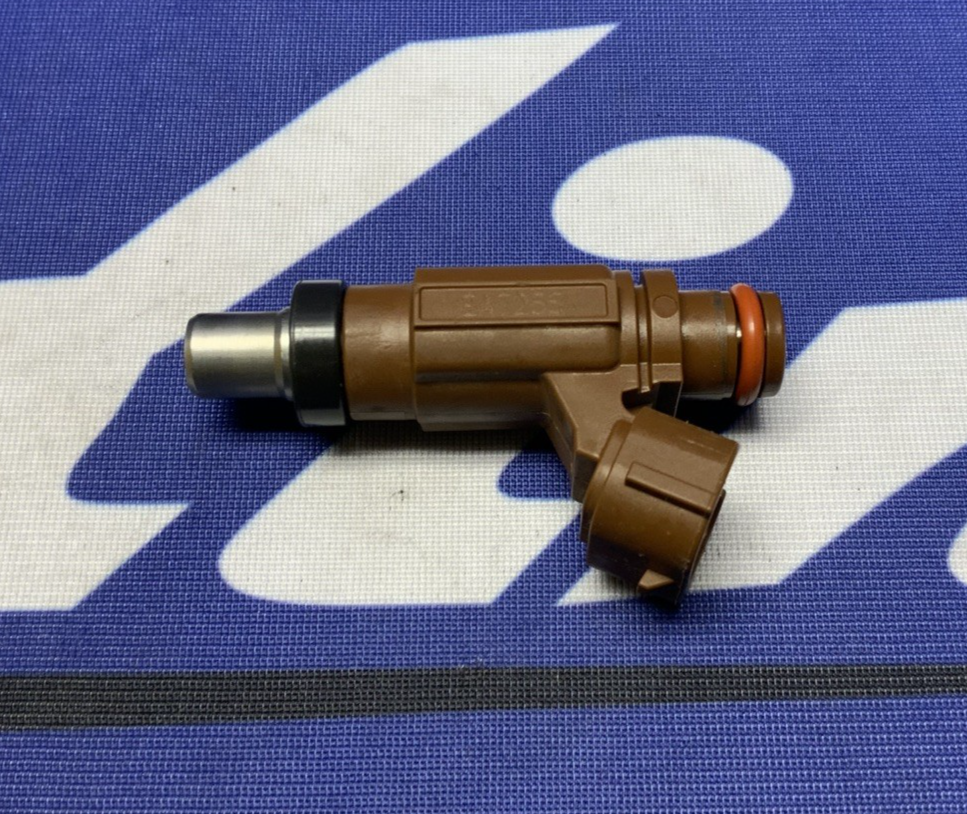 Suzuki Fuel Injector Set GSXR 600/750 2006-2007 OEM 15710-01H00