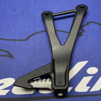 Kawasaki Left Passenger Foot Rest (Black) ZX-4R/RR 2023-2025 OEM 35063-1488-18R
