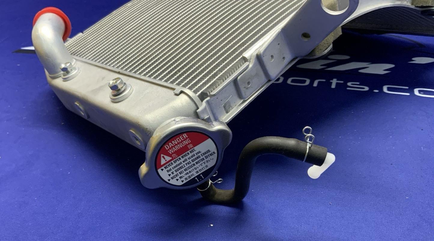 Yamaha Radiator Assembly W/ One Fan YZF-R6 2017-2020 OEM BN6-12461-00-00-1