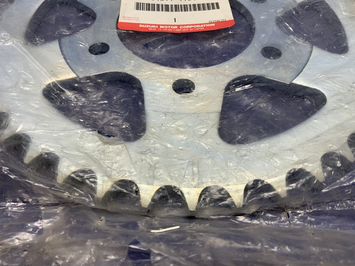 Suzuki Rear Sprocket GSX-R 750 1993-1997 530 42 Tooth OEM 64511-17D01