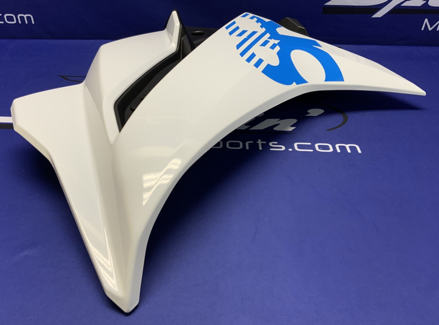 Suzuki Left Upper Fairing (Pearl Tech White) GSX-8R 2026 OEM 94480-25L10-QU2-1