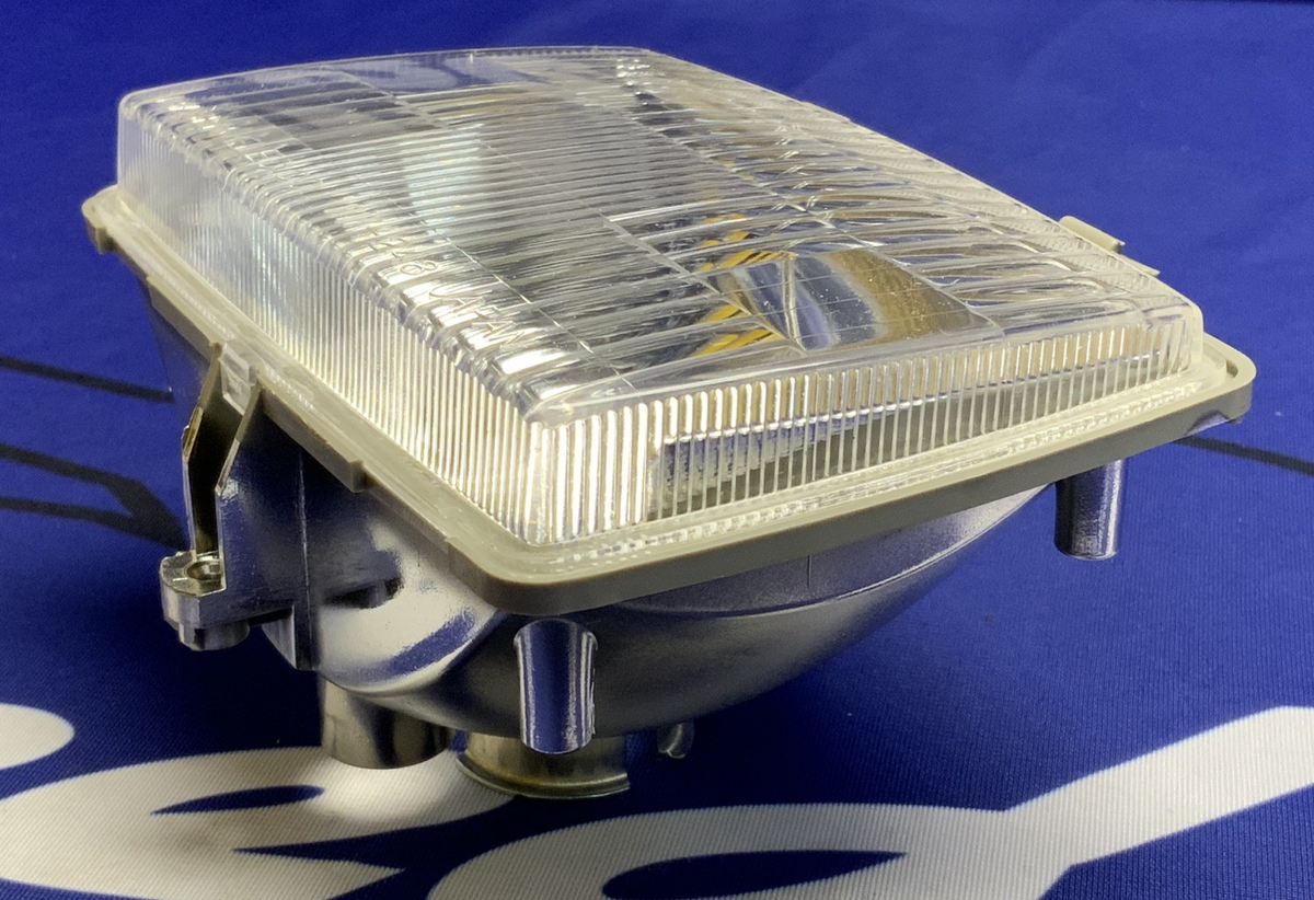 Yamaha Headlight Lens Assembly IT Series 1983-1986 OEM 18A-84120-00-00