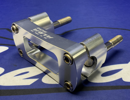 Armat Alba Racing Handle Bar Clamp (100mm) (Incomplete) AVSC