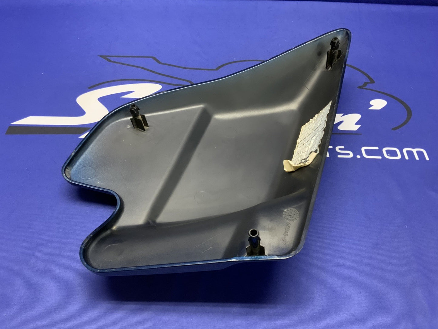 Harley Davidson Right Side Cover FLHTC Electra Glide 1997-2007 OEM 66670-97A