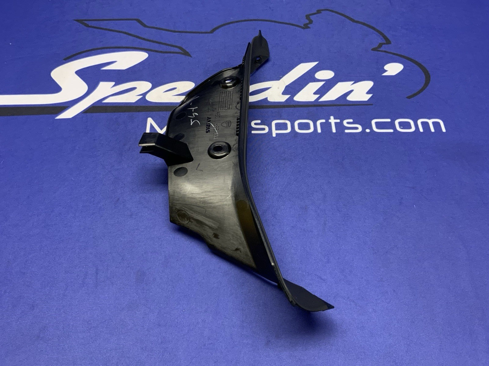 Ducati Left Body Cowl Cover Panigale V2 2020-2025 OEM 4601H651AA