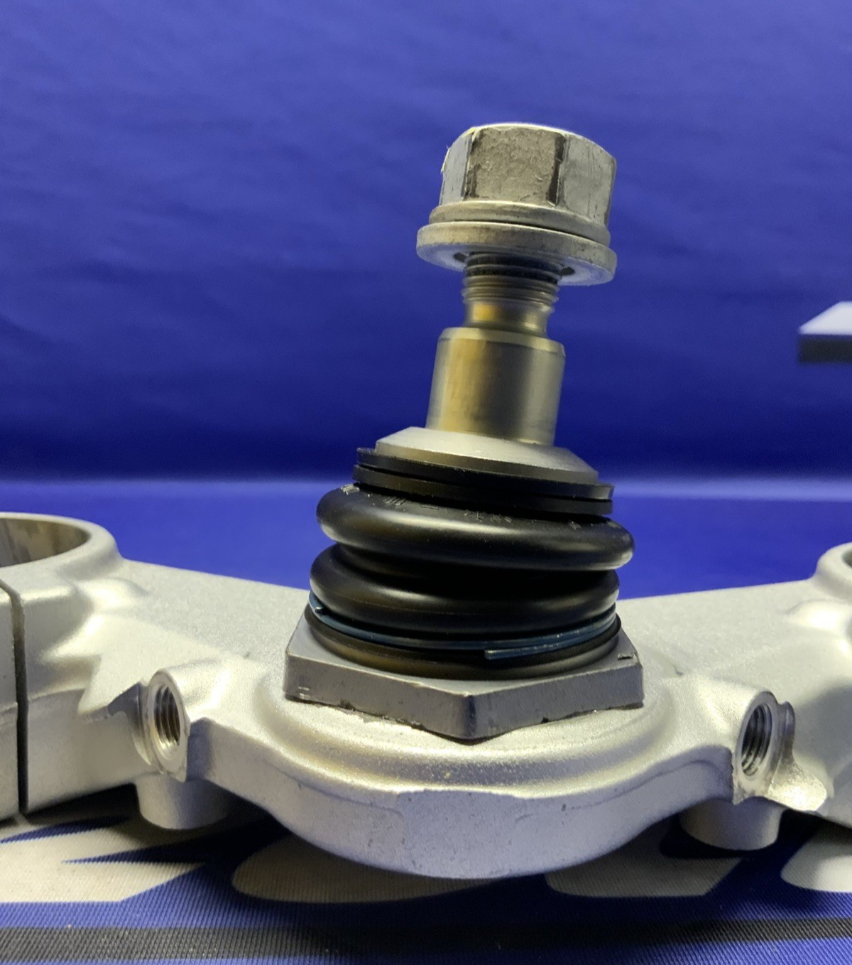 BMW Bottom Fork Mounting Bridge Triple Clamp R1200GS 2004-2013 OEM 31427664956