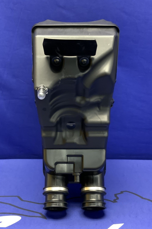Suzuki Air Box Assembly GSX-8R 2024-2026 OEM 13700-25L00-2