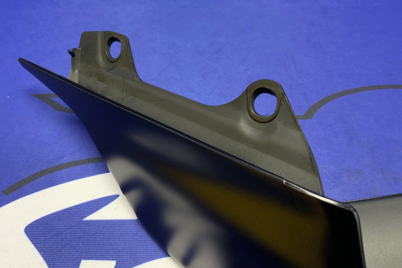 Yamaha Right Tail Fairing YZF-R6 2017-2026 OEM BN6-21721-00-P1-3