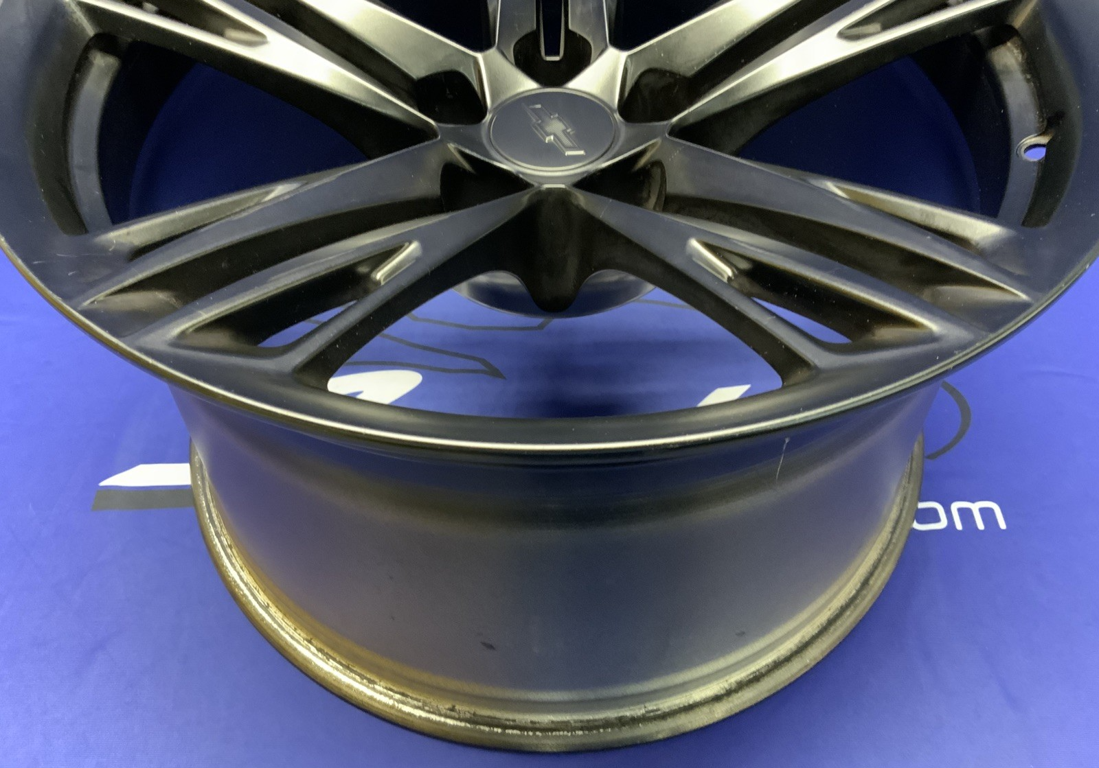Chevrolet Front Camaro Wheel ZL1 1LE 2016-2024 OEM 84328495