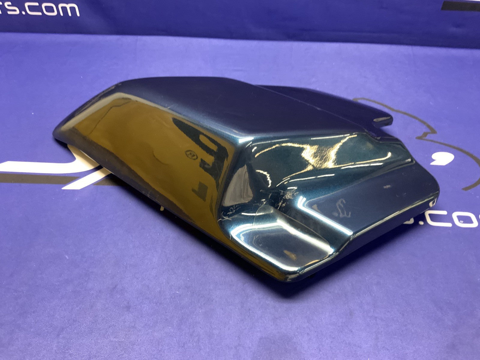 Harley Davidson Right Side Cover FLHTC Electra Glide 1997-2007 OEM 66670-97A