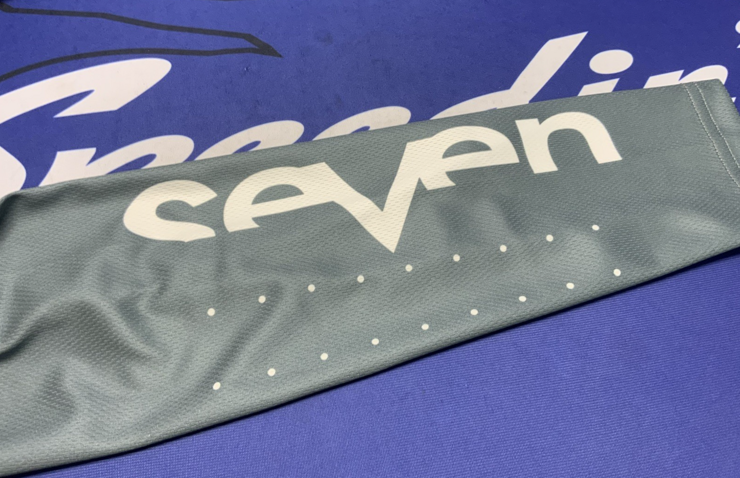 Seven Vox Aperature Jersey Lead/ Black (Medium) 2250081-038-M