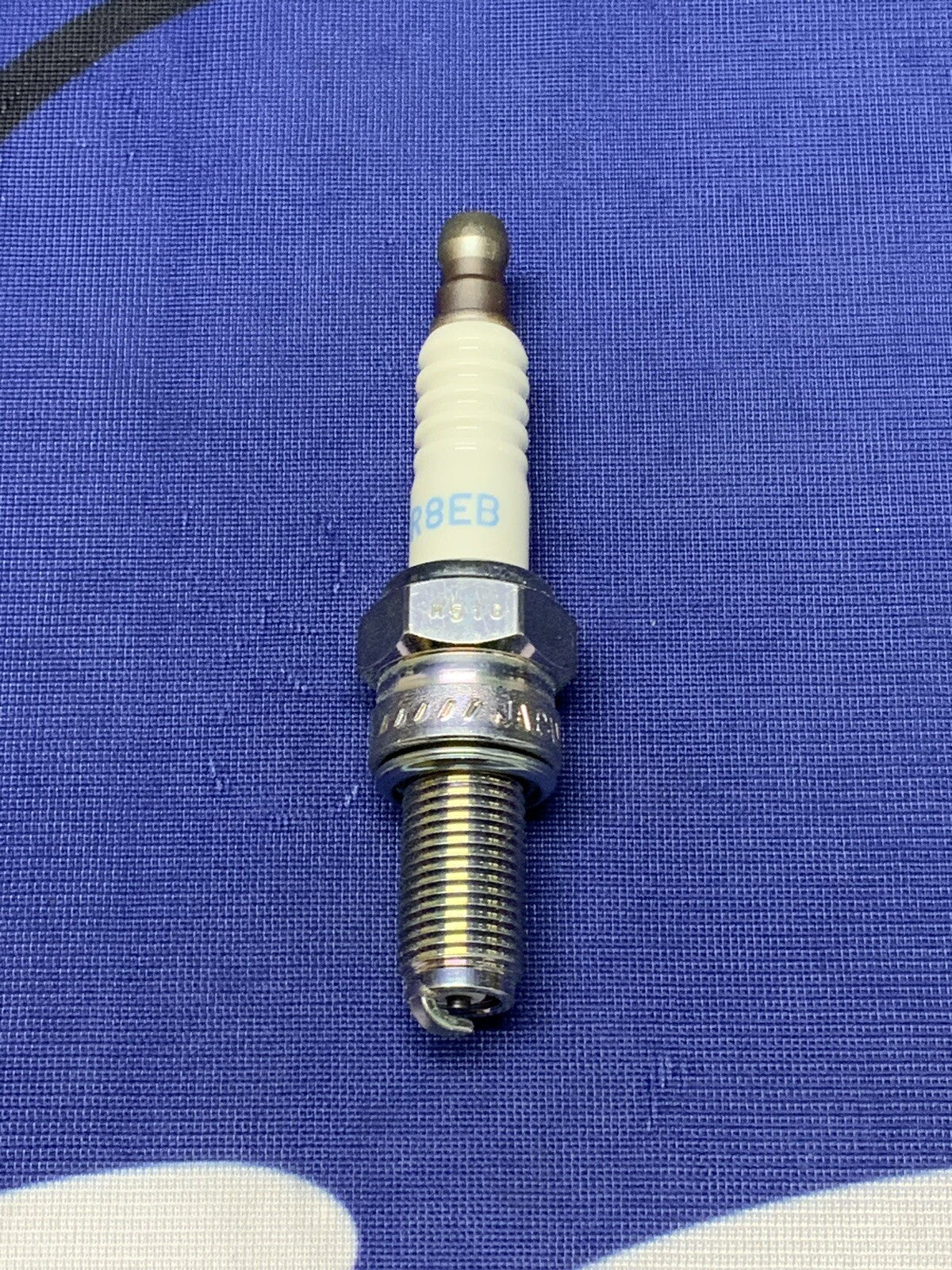 NGK Spark Plug CR8EB #7784/10 Husqvarna/Kawasaki/Suzuki