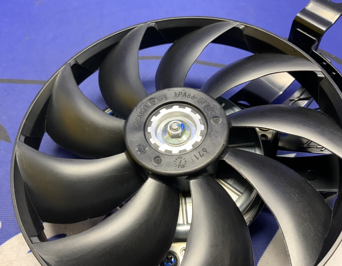 Suzuki Right Radiator Fan Assembly GSXR 1000/R 2017-2025 OEM 17810-17K00