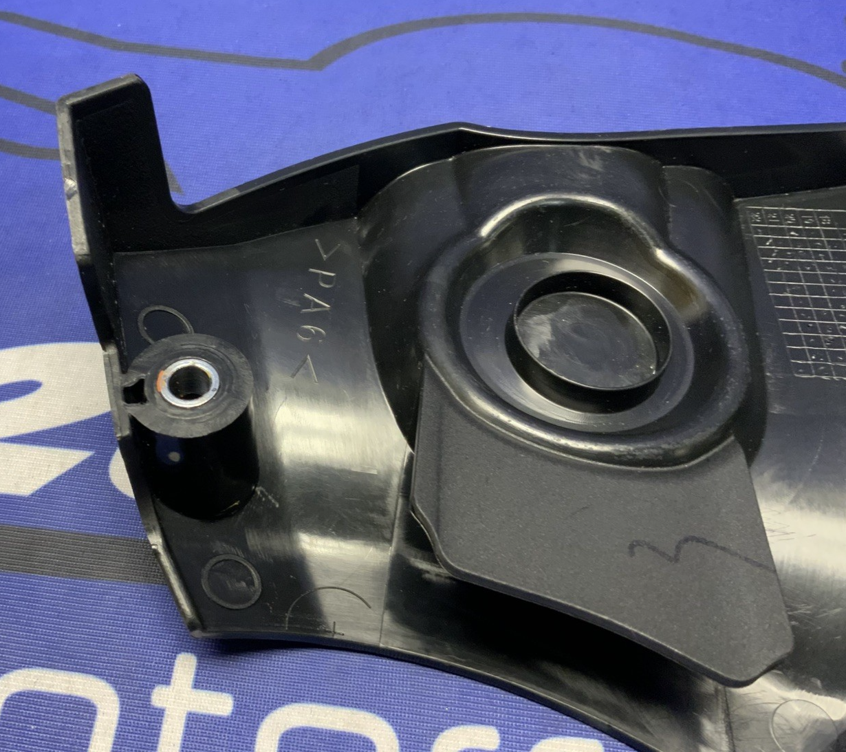 Yamaha Crankcase Cover YZF-R7 2022-2025 OEM 1WS-15418-00-00