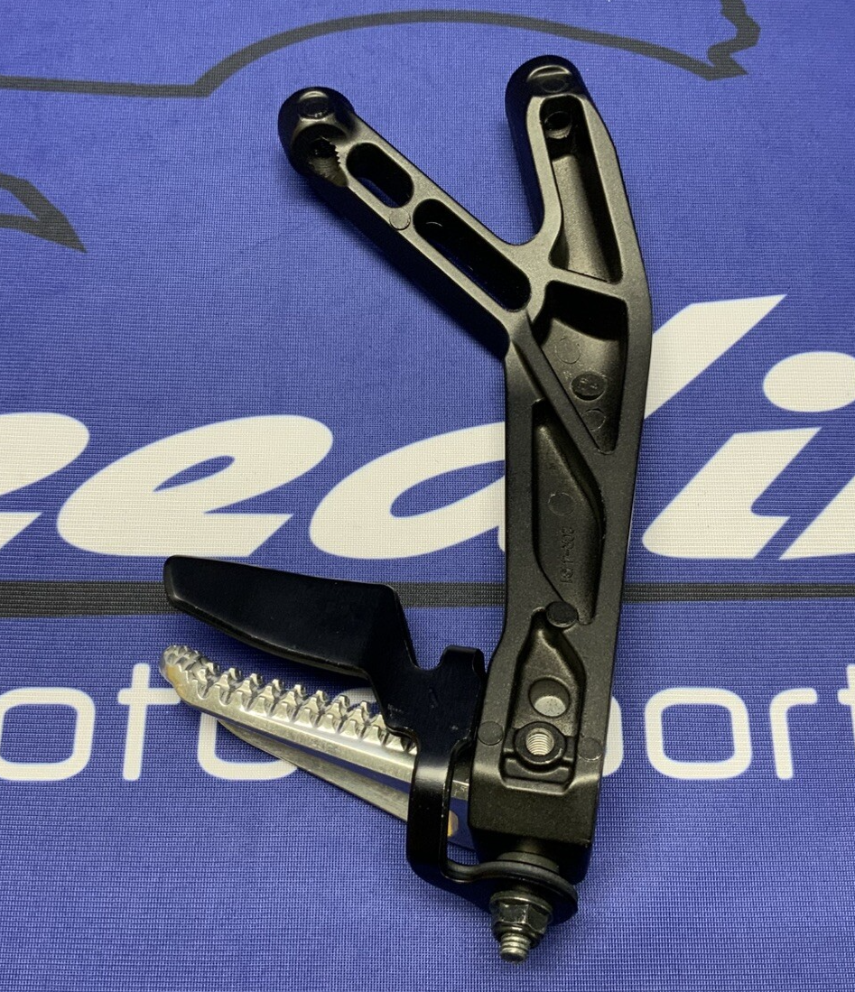 Yamaha Left Passenger Foot Rest YZF-R7 2022-2025 OEM 2CR-2741L-01-00