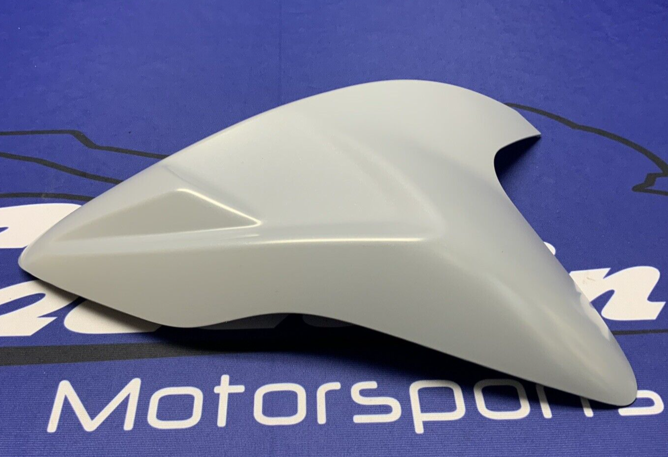 Suzuki Right Side Gray Fuel Tank Cover GSXR600/750 2022,2023 OEM 44270-14J80-QT7