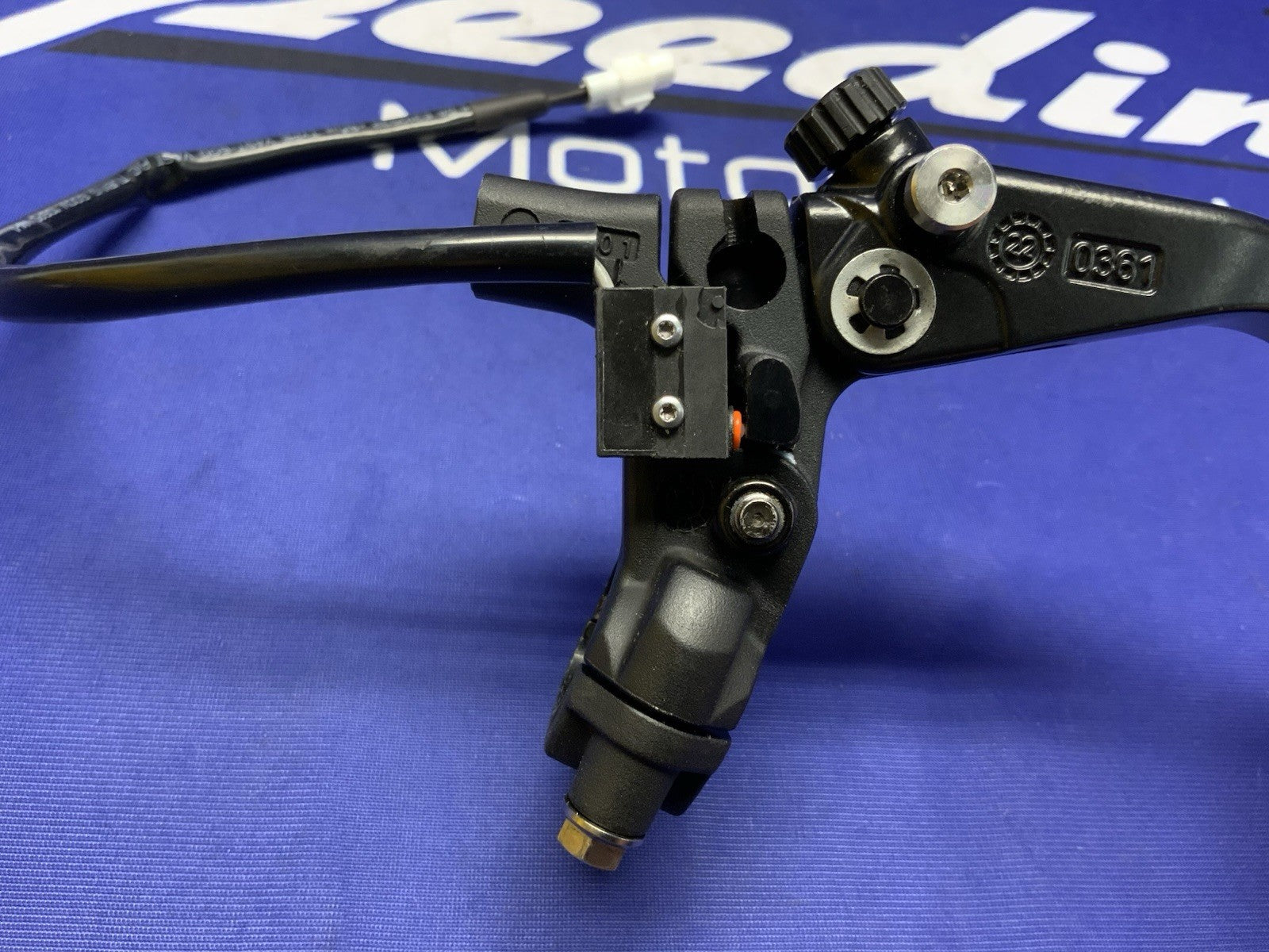 KTM Clutch Perch W/ Lever 890 Duke R 2020-2023 OEM 63602031000C1-2