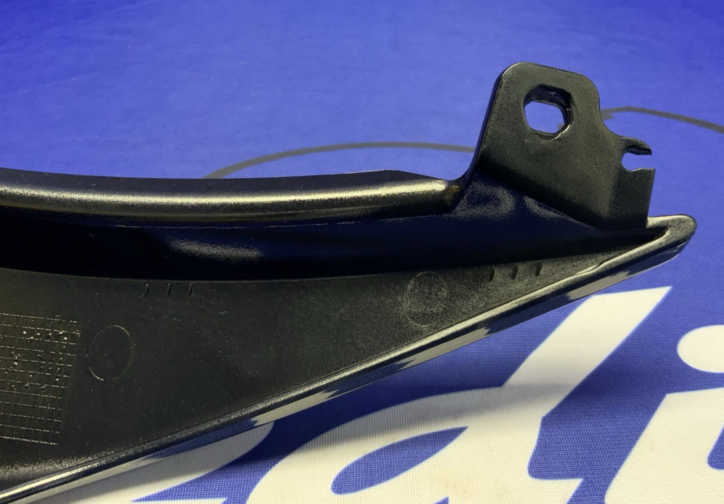 Triumph Right Rear Tail Fairing triumph Street Triple 2025 OEM T2303832PR