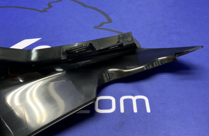 Yamaha Right Seat Filler Trim Yamaha YZF-R7 2022-2025 OEM BEB-2171M-00-00