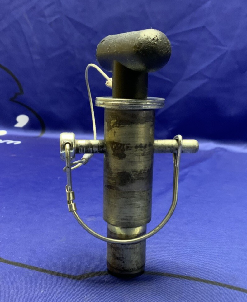 Pitbull Restraint Right Pin CNR M1000RR 2021-2023 F0075CN-000