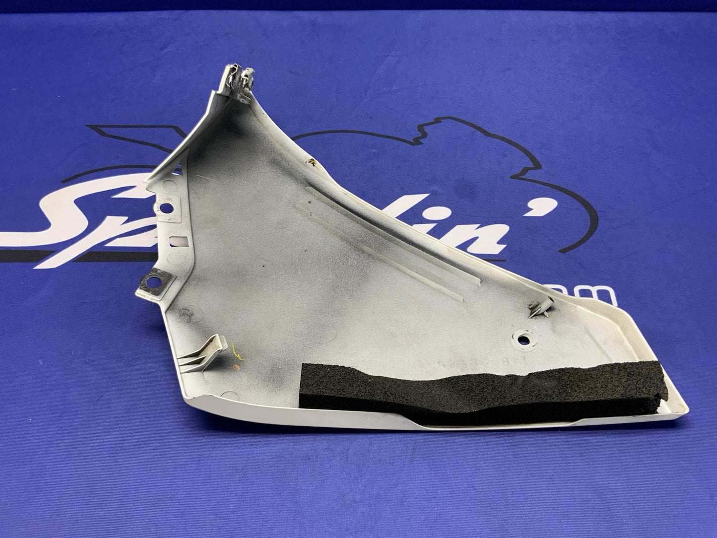 Yamaha Left Lower Fairing (White) YZF-R1 2009-2013 OEM 14B-28385-00
