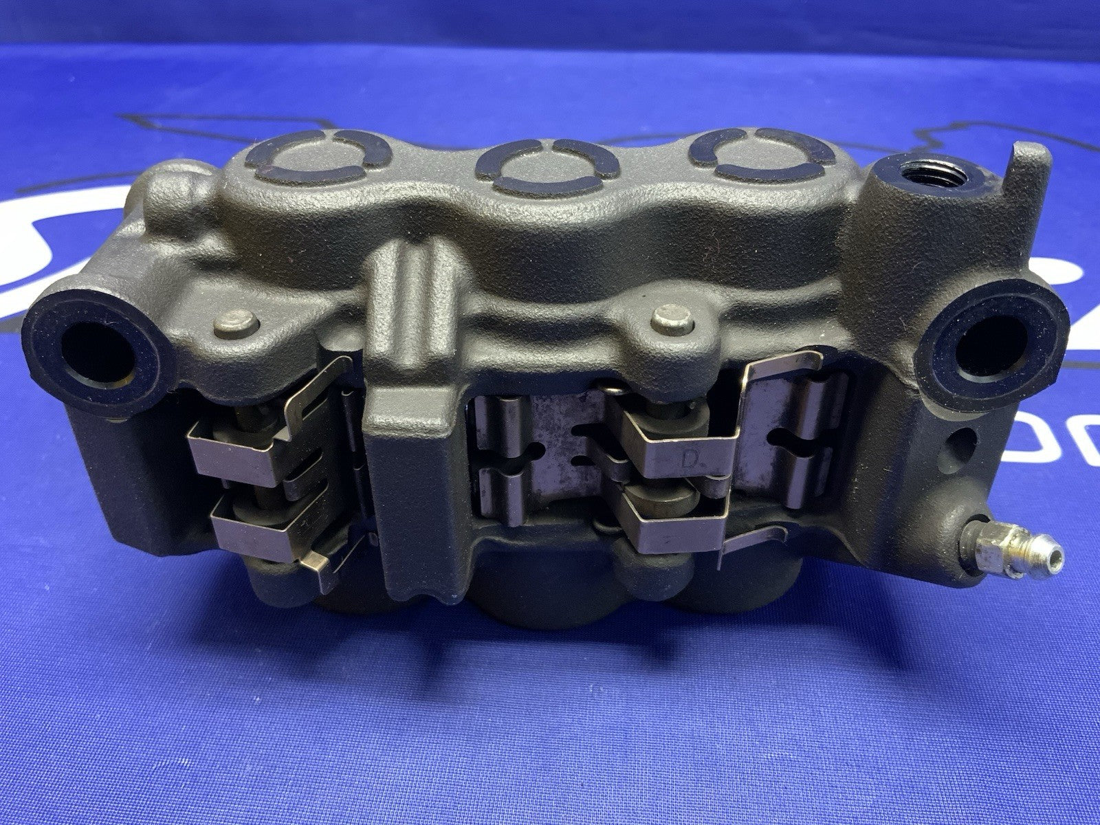 Yamaha Left Front Brake Caliper YZF-R1 2007-2014 OEM 4C8-2580T-10-00