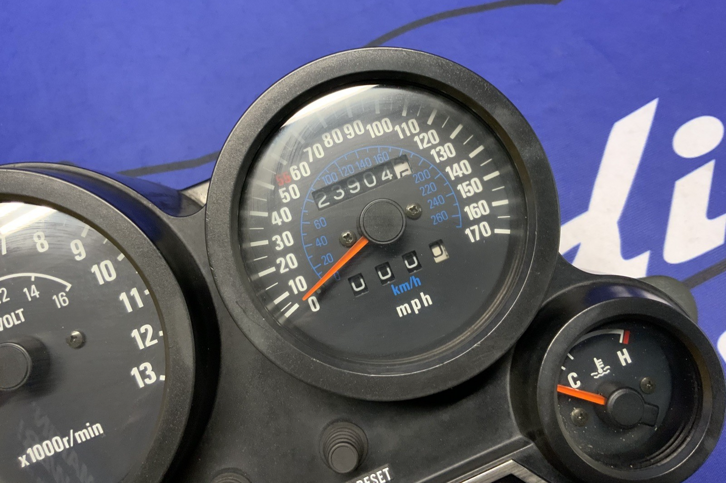 Kawasaki Speedometer Assembly GPZ1000RX 1986-1987 OEM 25001-1600