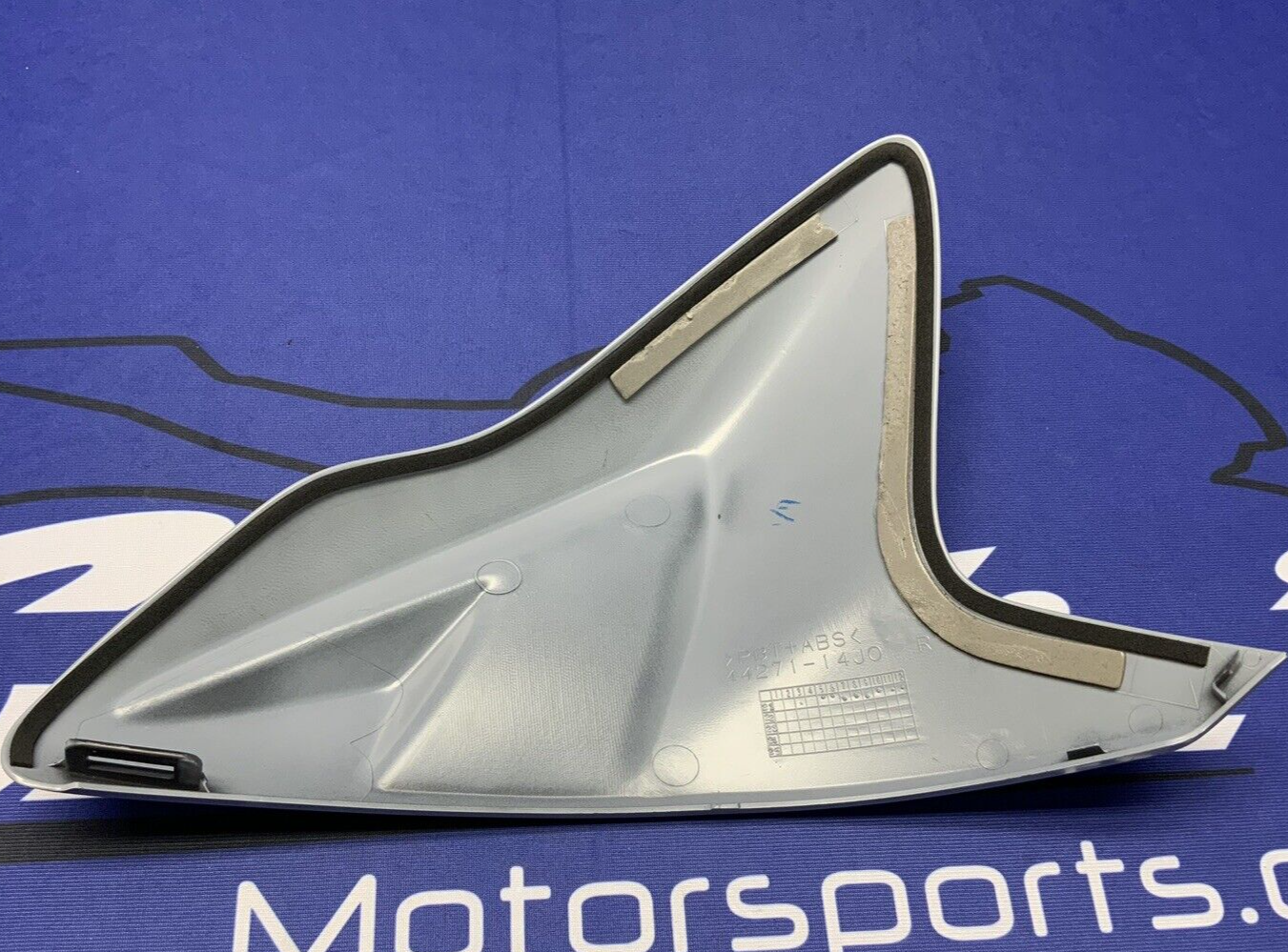 Suzuki Right Side Gray Fuel Tank Cover GSXR600/750 2022,2023 OEM 44270-14J80-QT7