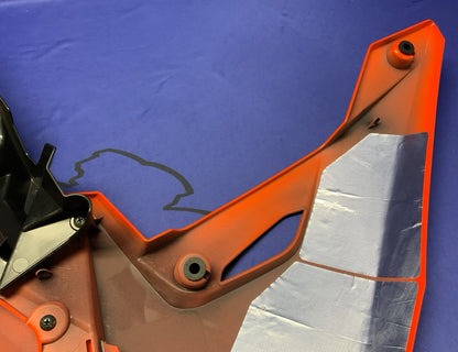 Suzuki Right Complete Fairing (Orange) GSX-8R 2023-2026 OEM 94470-25L10-QRE