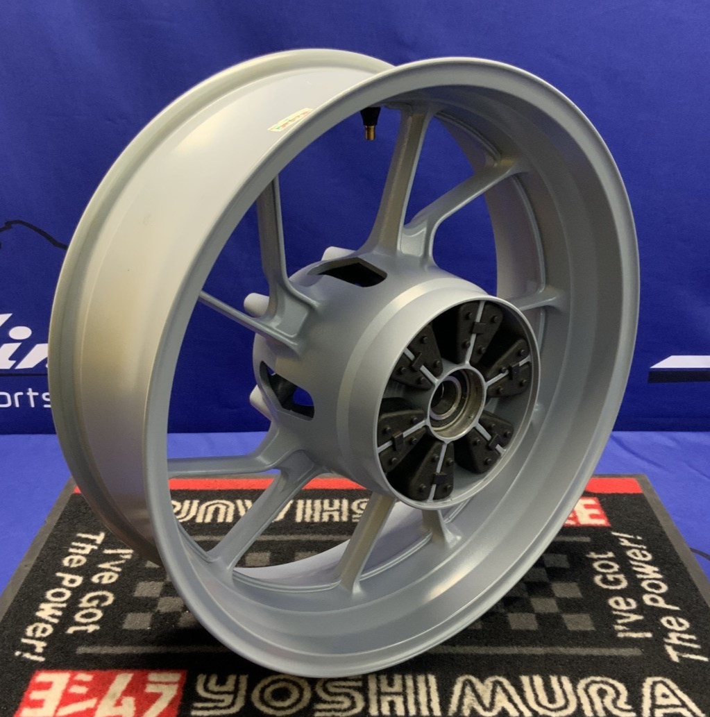 Suzuki Rear Wheel (Matte Gray) GSX-8R 2024-2026 OEM 64111-25L00-QZP