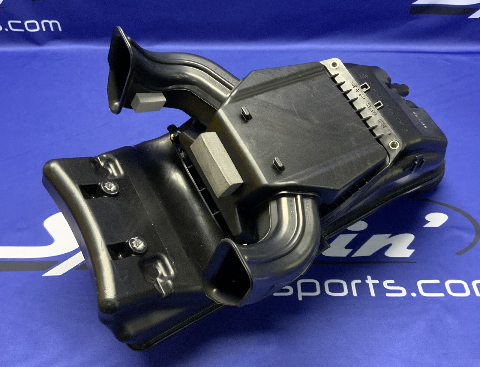 Suzuki Air Box Assembly GSX-8R/S 2023-2026 OEM 13700-25L00