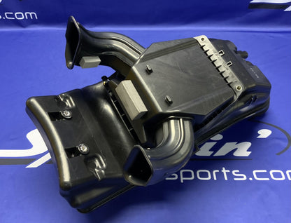 Suzuki Air Box Assembly GSX-8R/S 2023-2026 OEM 13700-25L00