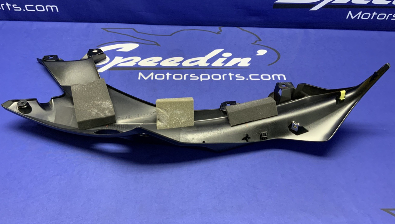 Yamaha Right Upper Fairing (Raven Black) YZF-R6 2023-2026 OEM BN6-2117W-00-P1-2