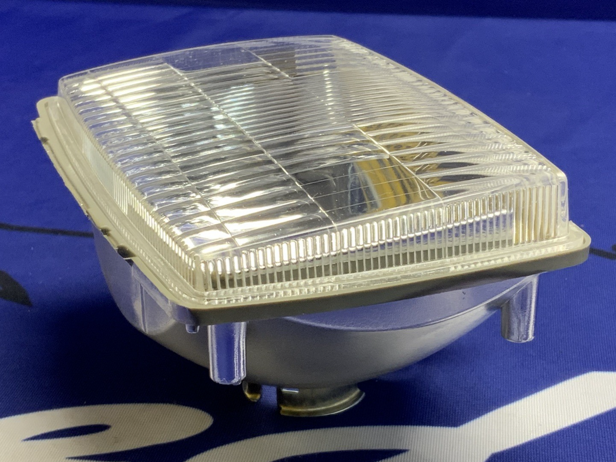Yamaha Headlight Lens Assembly IT Series 1983-1986 OEM 18A-84120-00-00