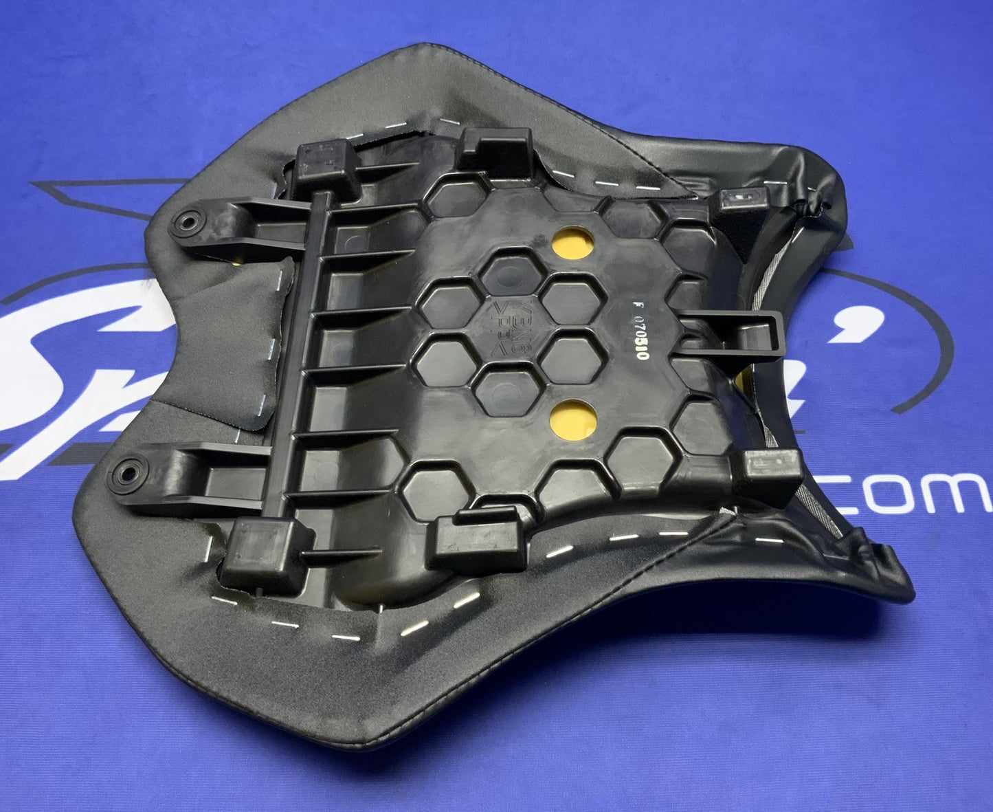 Yamaha Rider Seat (Black) YZF-R6 2017-2026 OEM BN6-24710-01-00-2