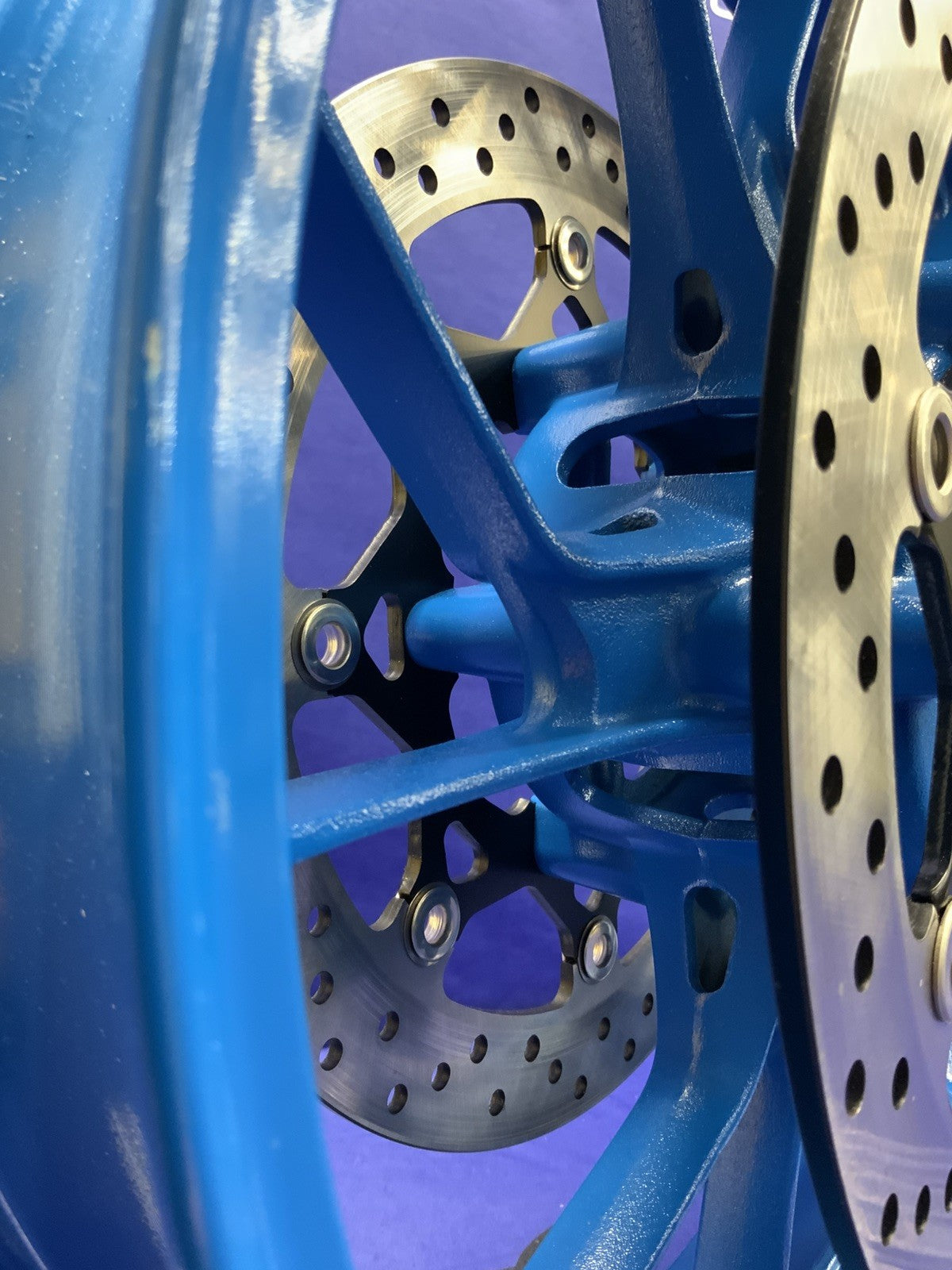 Suzuki Front Wheel W/ Rotors (Blue) GSX-8R 2024-2026 OEM 54111-25L00-QZB