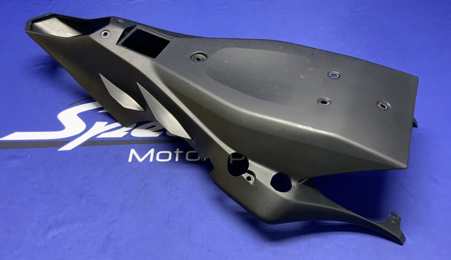 Yamaha Rear Fender (Black) YZF-R6 2017-2026 OEM BN6-21611-01-00-8