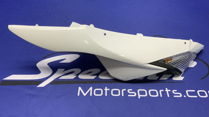 Suzuki Right Frame Cover W/ Turn Signal GSXR 750/600 2011-25 OEM 47100-15J10-6KX