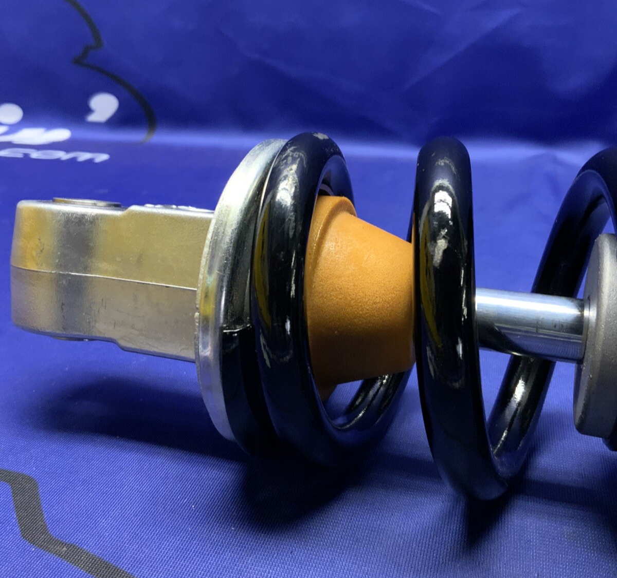 Suzuki Rear Shock Absorber GSXR 600/750 2011-2024 OEM 62100-14851-019