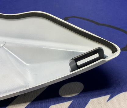 Suzuki Left White Fuel Tank Cover GSXR 600/750 2017-25 OEM 44280-14J80-YUH