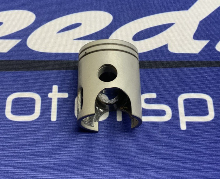Yamaha Standard Piston YSR50 1987-1992 OEM 3T2-11631-01-97