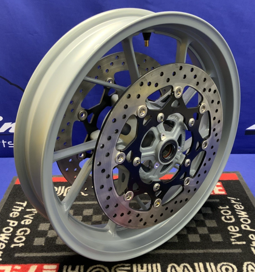 Suzuki Front Wheel W/ Rotors (Matte Gray) GSX-8R 2024-2026 OEM 54111-25L00-QZP