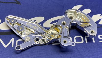 Yamaha Right Front Footpeg Rider Bracket  YXF600R 1995-2007 OEM 4FM-27443-02-00