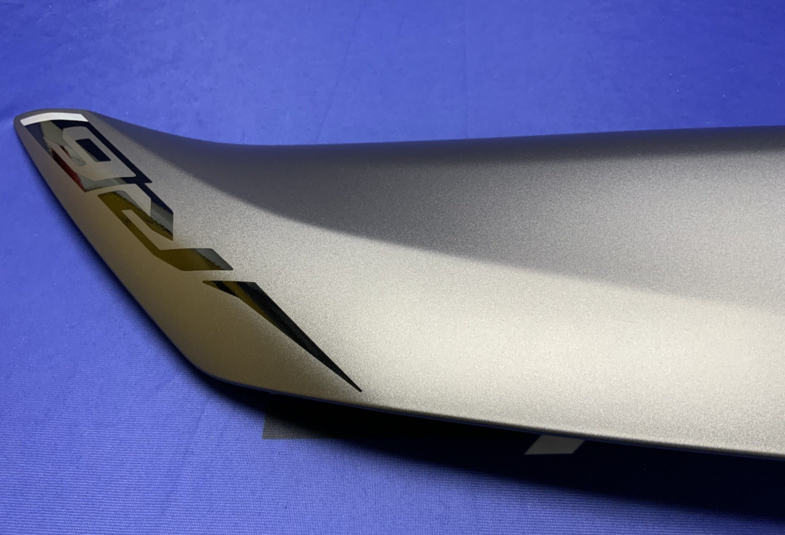 Yamaha Right Lower Fairing (Dark Gray) YZF-R6 2017-2024 OEM BN6-W283V-80-P2