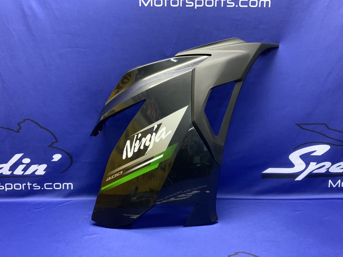Kawasaki Right Upper Fairing Ninja 400 2018-2024 OEM 55028-0687-51A