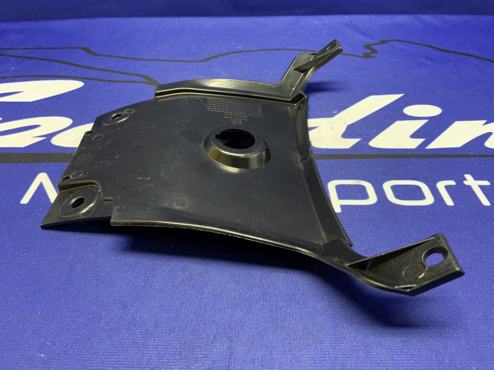 Suzuki Center Front Cover GSX-R1000 2017/2020-2023 47311-17K00