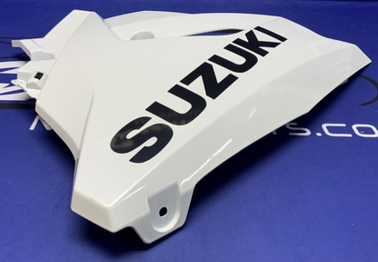 Suzuki Left Lower Fairing (Pearl Tech White) GSX-8R 2026 OEM 94480-25L20-QU2-1