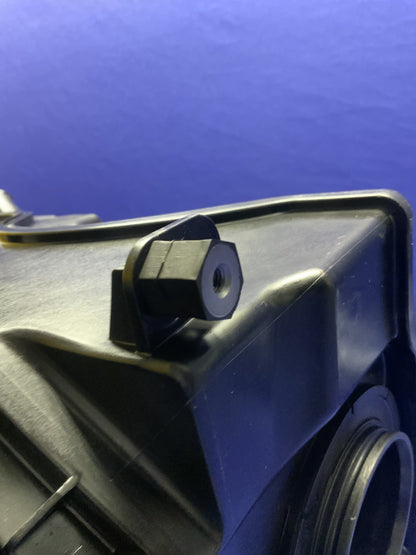 BMW Airbox Air Intake Assembly R1200GS 2004-2010 OEM 13717672506