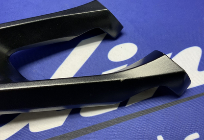 Suzuki Right Passenger Foot Rest GSXR 1000 2015-2016 OEM 43700-47H40