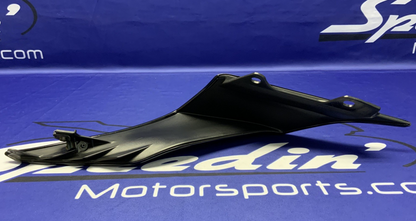 Yamaha Right Tail Fairing Black & Orange YZF-R6 2017-2024 OEM BN6-W2172-70-P1